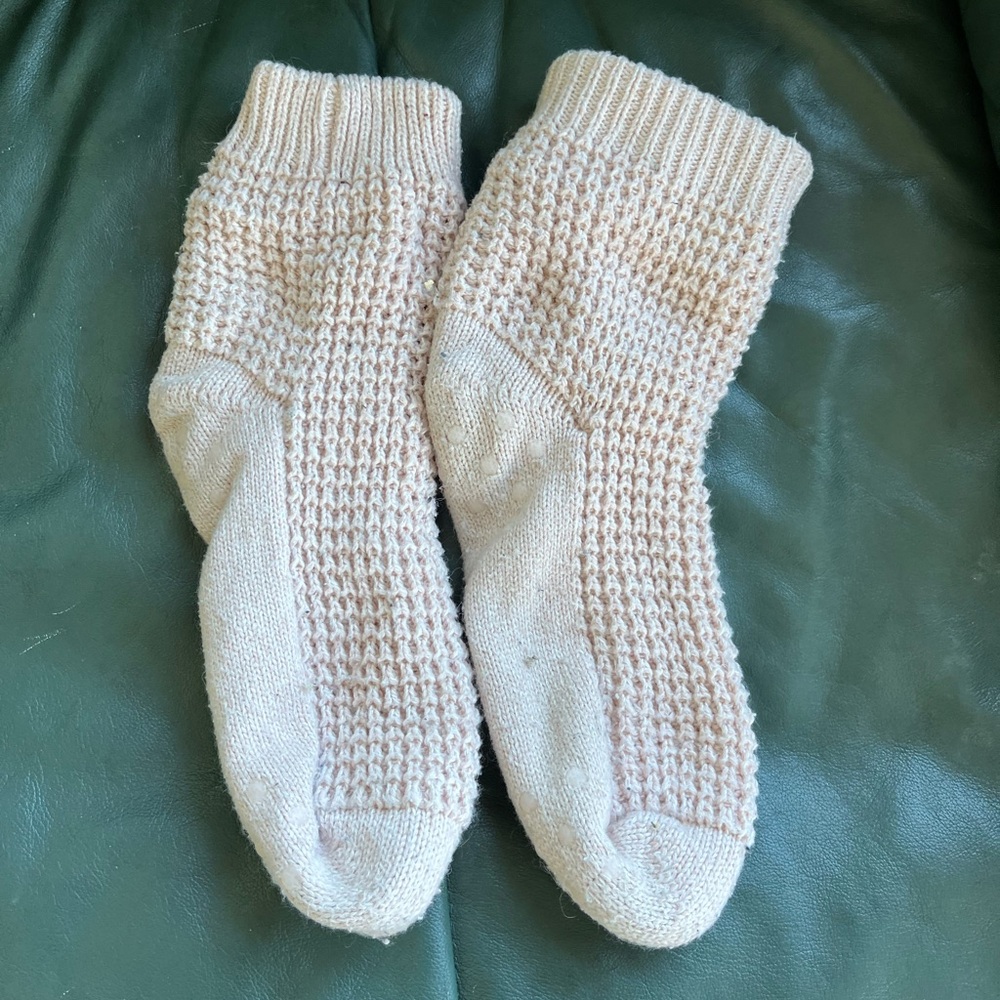 Cozy Cream Reading Socks